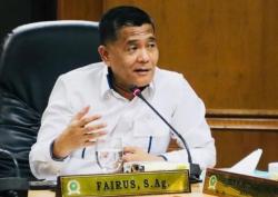 Jalan Perusahaan Berdebu dan Berlumpur di Siak, Ganggu Kesehatan dan Aktifitas Siswa Sekolah