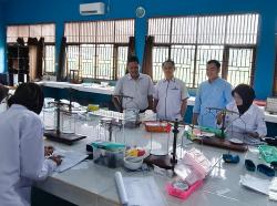 Ada Jurusan Farmasi, Dewandik Riau Sebut SMKN Kesehatan dan Pariwisata Bangkinang Punya Keunggulan